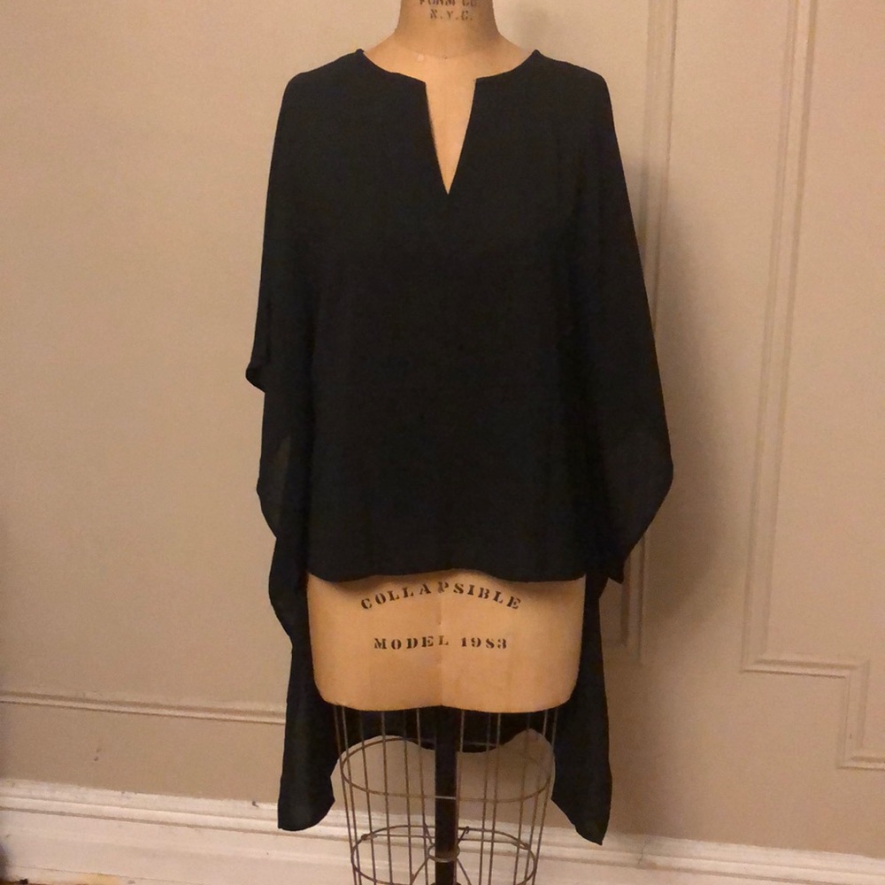 Like New-V Neck Kimono Sleeve Tunic Top